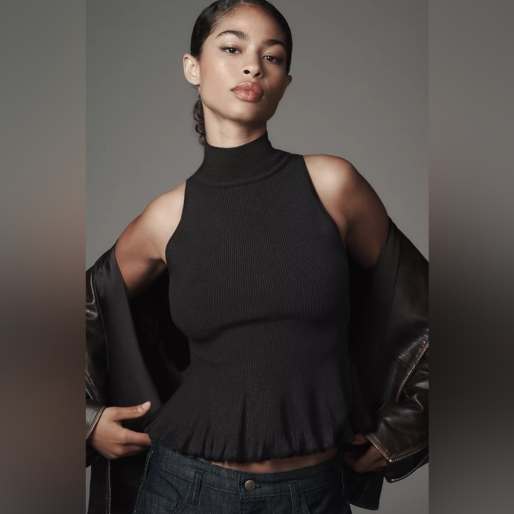NWT! By Anthropologie Turtleneck Peplum Sweater Tank - Size Medium 🦖